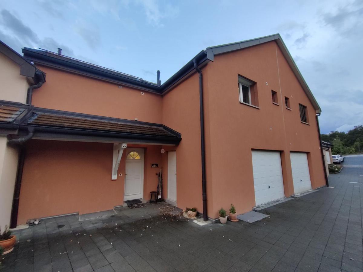 Privatunterkunft Studio With Private Bathroom Genf