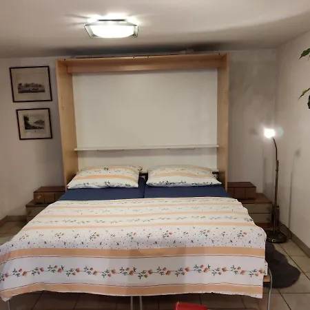 Hotel With Private Bathroom *
