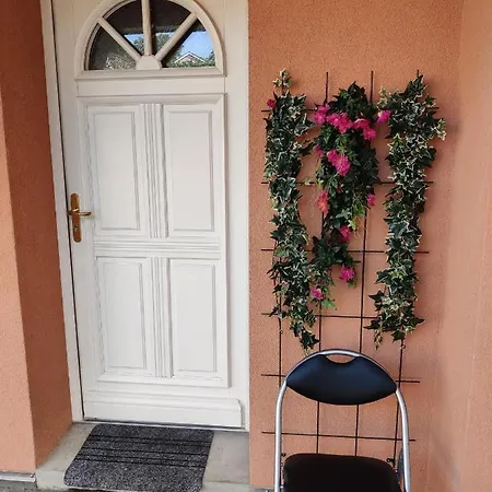 With Private Bathroom Hotel *